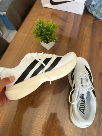 Used Adidas Adizero Adios Pro Evo 1 bike — image 2 of 12