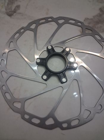 Käytetty Shimano Deore SM-RT64 Centerlock Disc 2025 bike — kuva 4 / 6