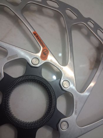 Käytetty Shimano Deore SM-RT64 Centerlock Disc 2025 bike — kuva 2 / 6