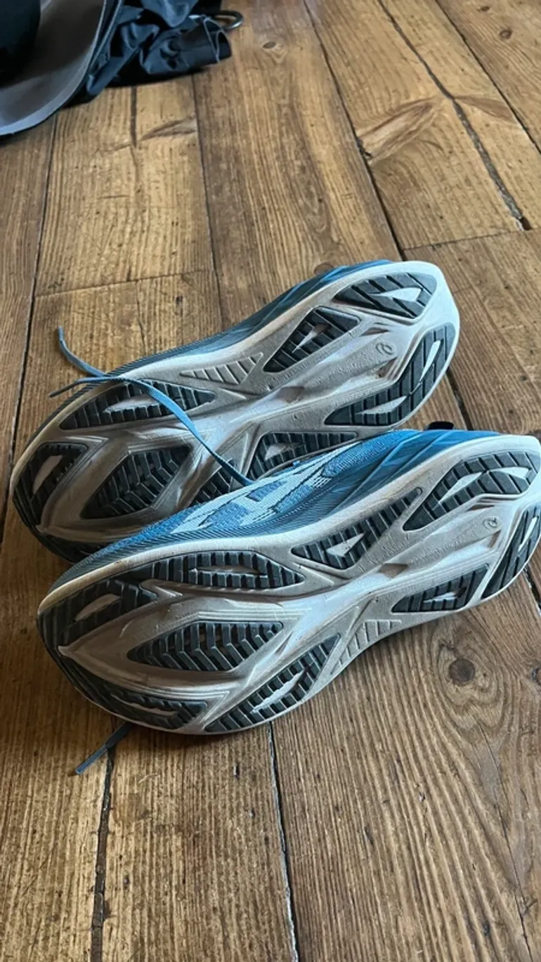 Brugt Asics superblast 2 bike — billede 4 af 5