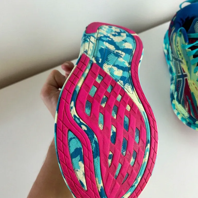 Used Asics Chaussures multicolores bike — image 7 of 9
