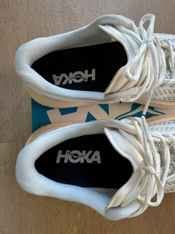 Tweedehands Hoka Clifton One9 bike — afbeelding 4 van 8