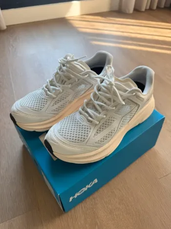 Tweedehands Hoka Clifton One9 bike