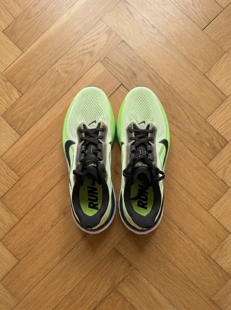 Pegasus Air Zoom 42 bike usato — immagine 1 di 3