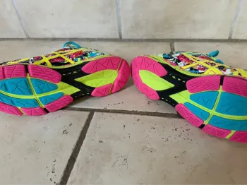 Używany Asics Gel Noosa Tri 11 bike — zdjęcie 3 z 4