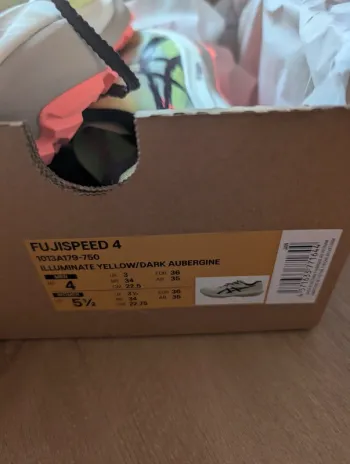 Used Asics Fujispeed 4 2026 bike — image 6 of 6