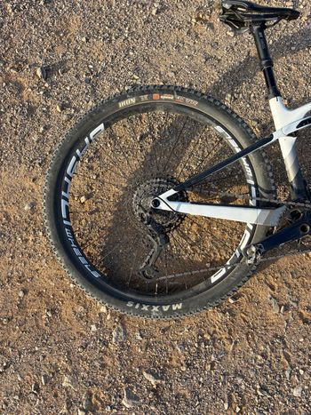 Used BasaltWheels XCC30 bike — image 2 of 5