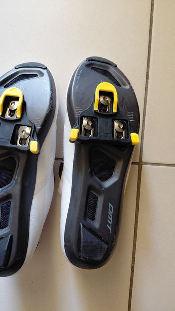 Used Dmt KR0 Road Cycling Shoes 2026 bike — image 2 of 4