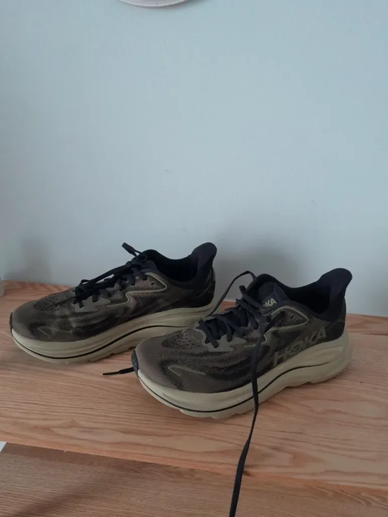 Gebrauchtes Hoka Clifton 10 bike — Bild 1 von 10