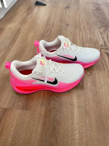 Gebrauchtes Nike Vomero 18 bike