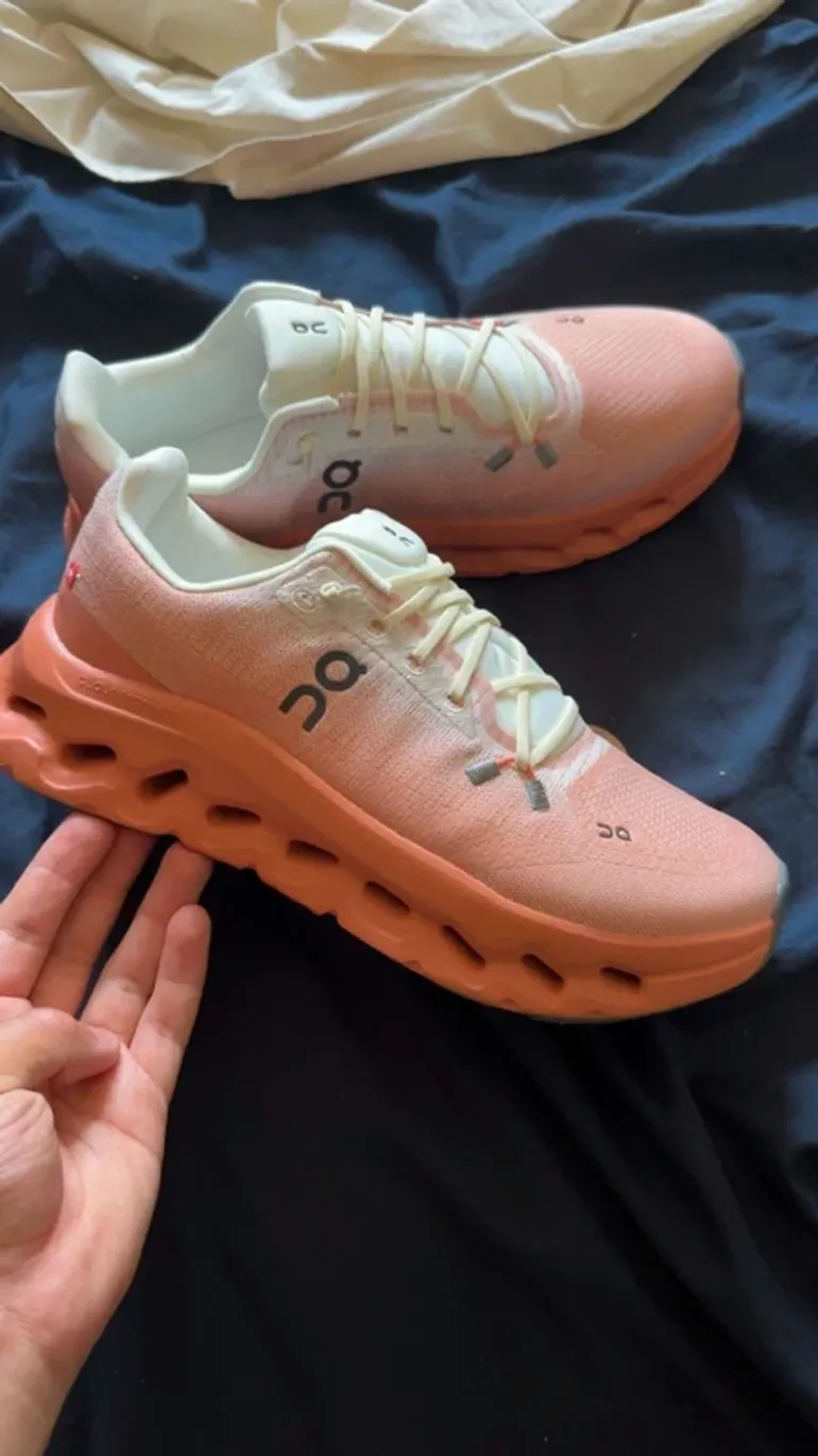 Käytetty On Running shoes bike — kuva 1 / 3