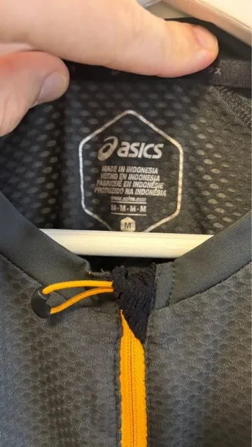 Brugt Asics Fujitrail 2020 bike — billede 2 af 4
