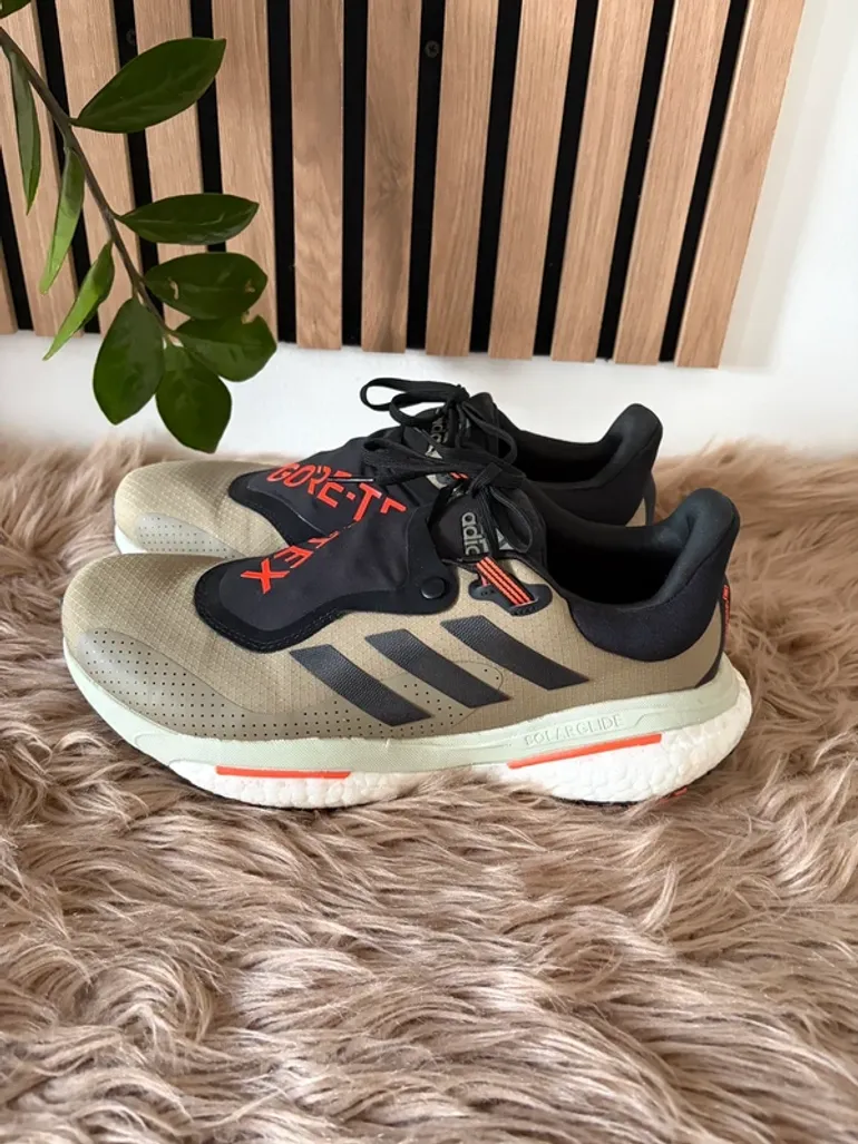 Brugt Adidas Solar Glide GoreTex bike — billede 2 af 6