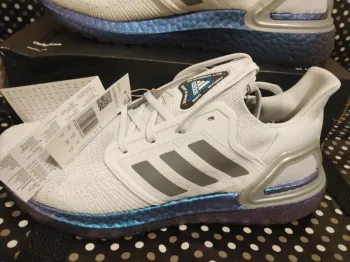 Brugt Adidas Ultraboost 20M bike — billede 2 af 15