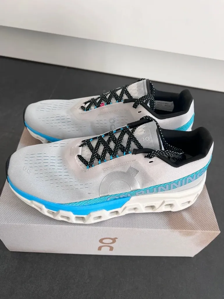 Použité Lightweight On Running Trainers bike — obrázek 2 z 8