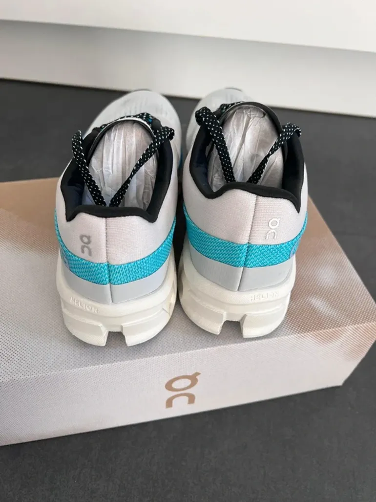 Použité Lightweight On Running Trainers bike — obrázek 6 z 8