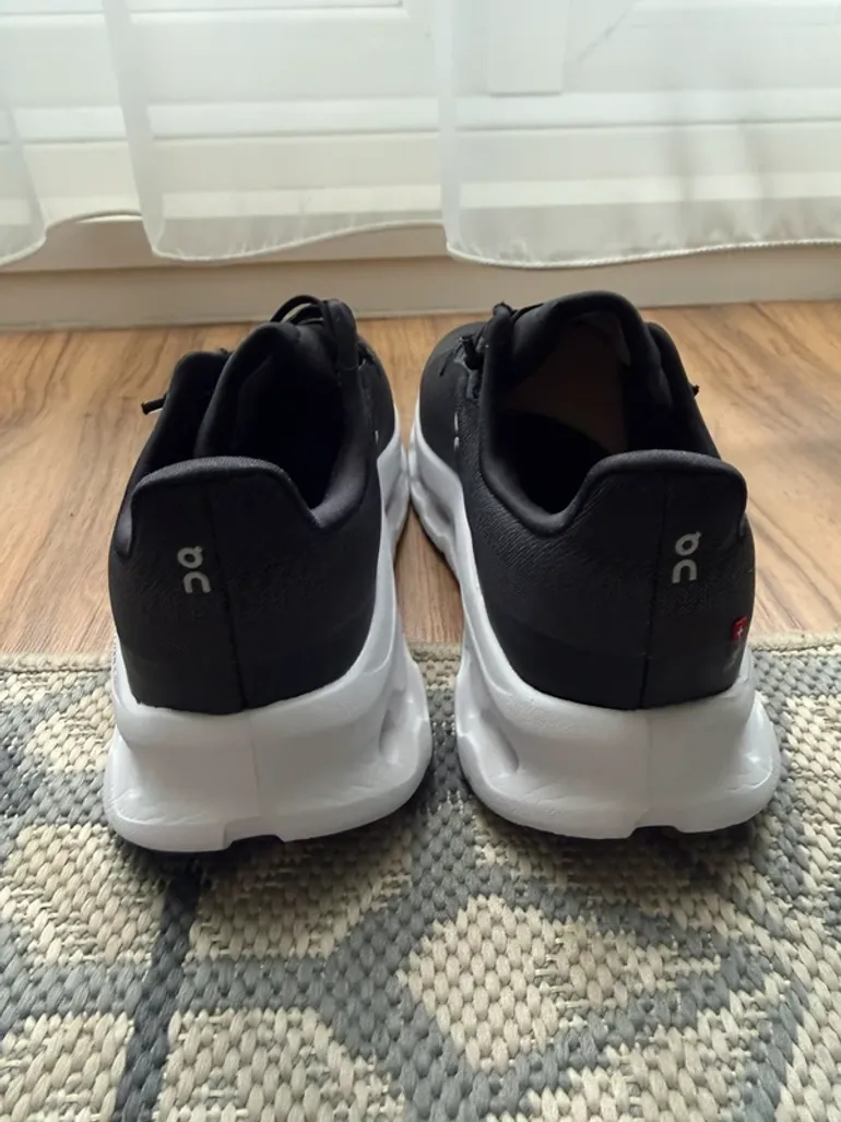 Tweedehands On Running Cloudtilt bike — afbeelding 4 van 5