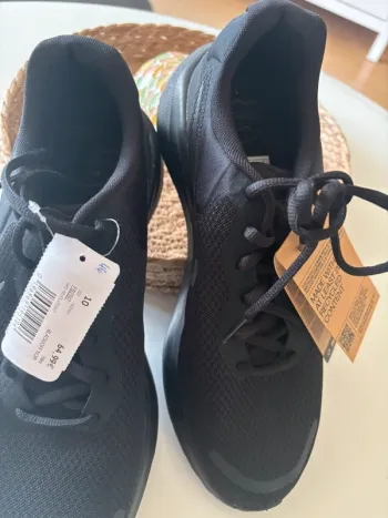 Used Nike Revolution 7 bike — image 2 of 5