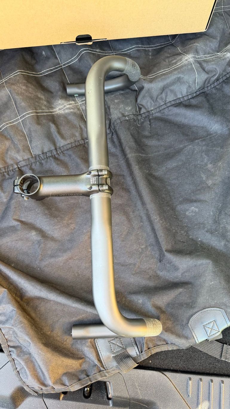 Gebrauchtes Roval Terra Handlebar 2026 bike — Bild 2 von 6