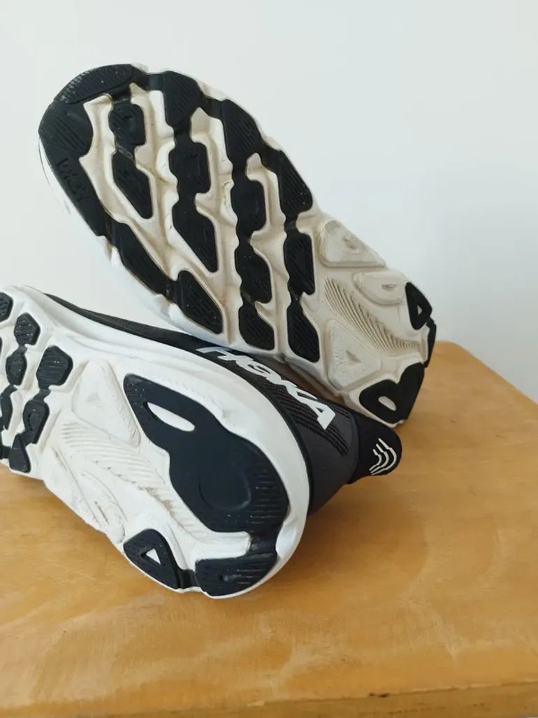 Tweedehands Hoka Clifton 9 bike — afbeelding 13 van 13