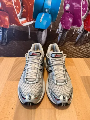 Used Asics Gel-Cumulus bike — image 2 of 5