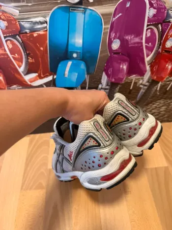 Used Asics Gel-Cumulus bike — image 3 of 5