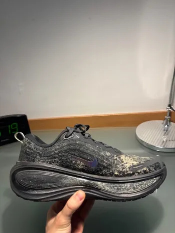 Tweedehands Nike Vomero Plus bike — afbeelding 3 van 10