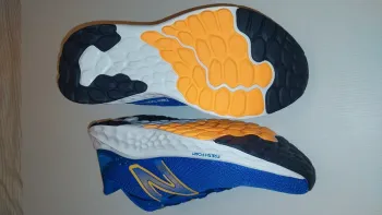 Used New Balance Fresh Foam Arishi bike — image 7 of 9