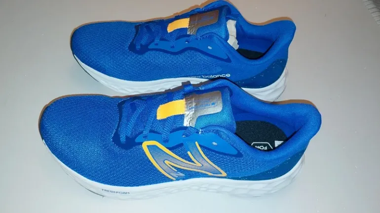 Used New Balance Fresh Foam Arishi bike — image 4 of 9