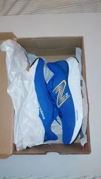 Used New Balance Fresh Foam Arishi bike — image 8 of 9