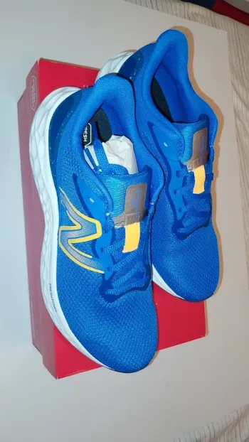 Used New Balance Fresh Foam Arishi bike