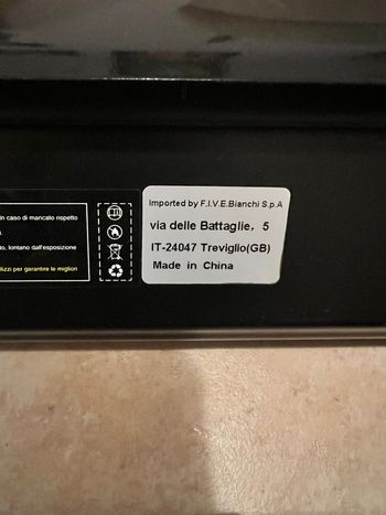 Bianchi 504Wh Battery and Original Charger 2020 bike d'occasion — image 3 sur 10