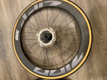 Used Zipp 404 Firecrest Wheelset 2024 bike — image 3 of 3
