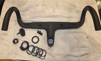Used Canyon Aeroad CP 10 Handlebar 2022 bike — image 5 of 6