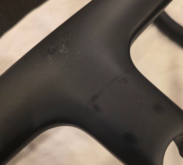 Used Canyon Aeroad CP 10 Handlebar 2022 bike — image 6 of 6