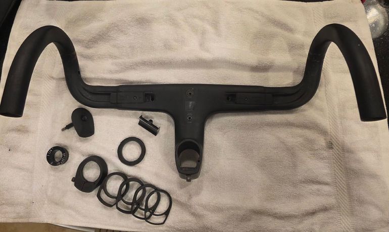Used Canyon Aeroad CP 10 Handlebar 2022 bike — image 4 of 6