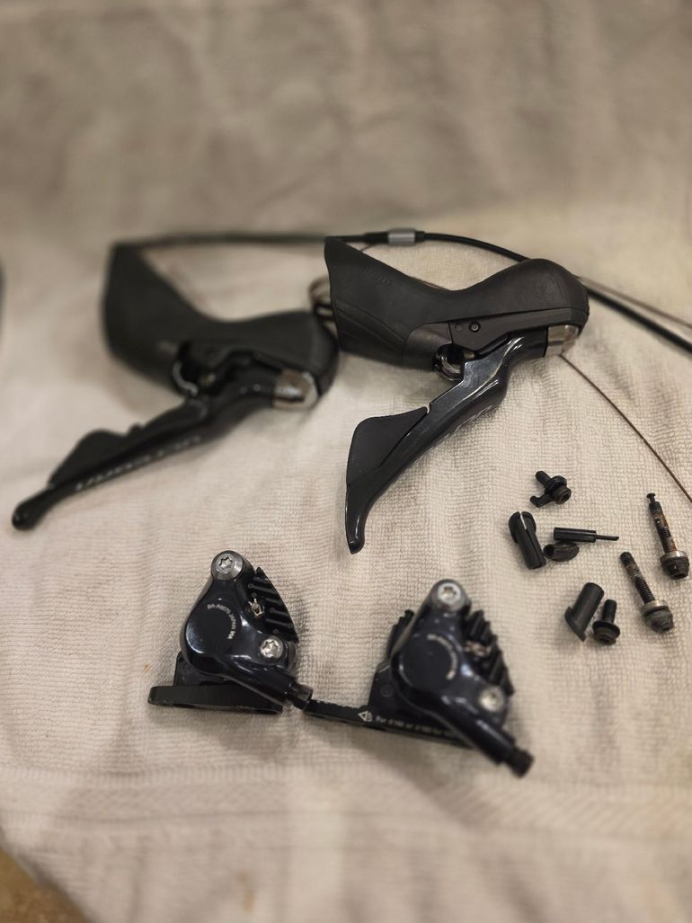 Used Shimano Ultegra Disc Brake Levers and Calipers bike — image 7 of 9