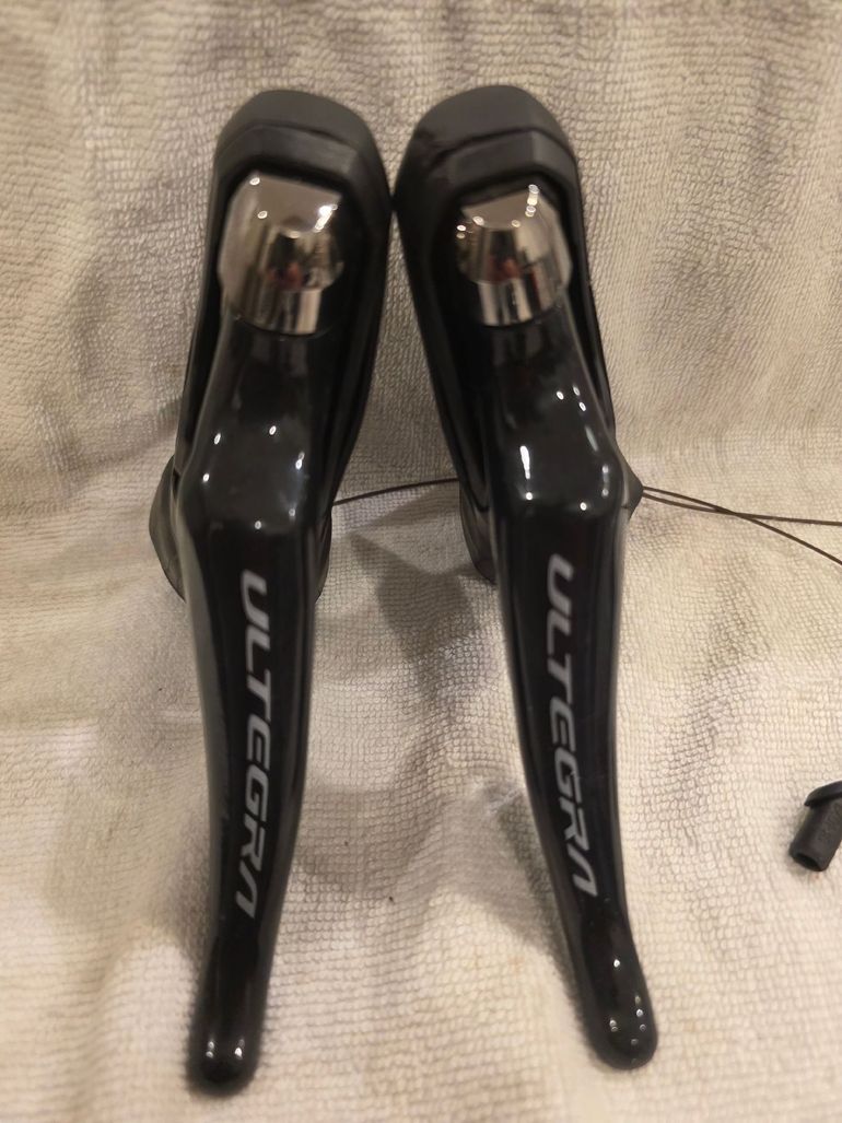 Used Shimano Ultegra Disc Brake Levers and Calipers bike — image 2 of 9