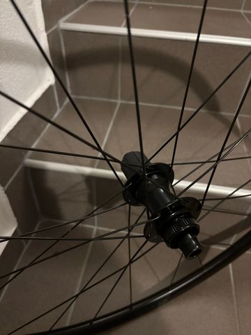 Käytetty Dt Swiss DB470 2025 bike — kuva 6 / 8