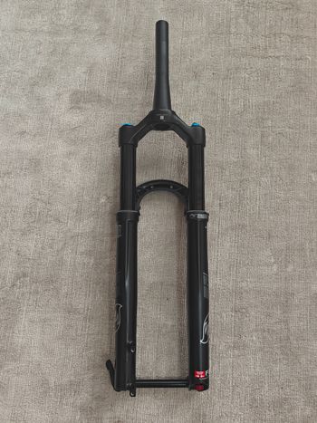 Used Fox Racing Shox 34 Performance Elite Fork 2025 bike — image 3 of 10