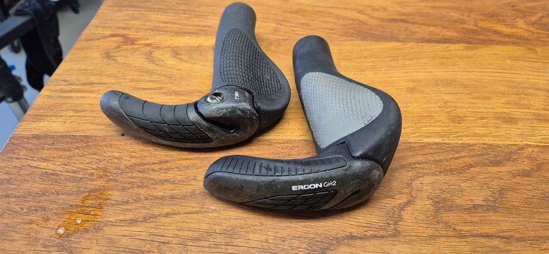 Used Ergon GR2 Handgrepen bike — image 3 of 4