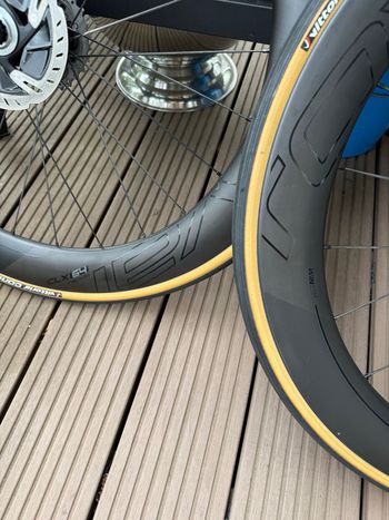 Käytetty Roval CLX 64 Carbon Road Wheel bike — kuva 3 / 4