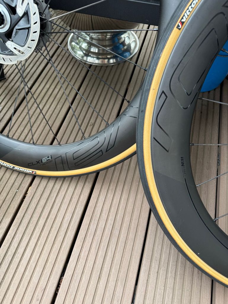 Käytetty Roval CLX 64 Carbon Road Wheel bike — kuva 3 / 4