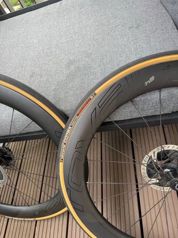 Käytetty Roval CLX 64 Carbon Road Wheel bike — kuva 2 / 4