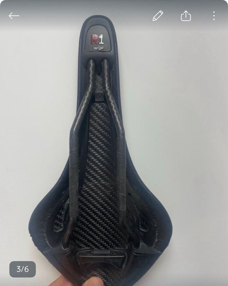 Used Fizik Carbon Saddle 2023 bike — image 3 of 6