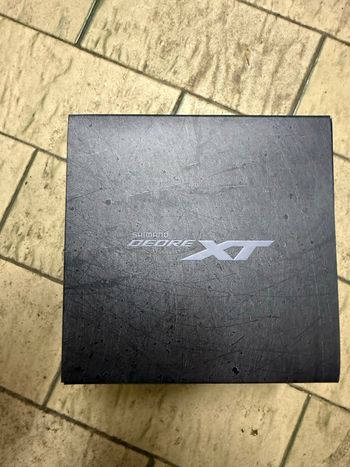 Used Shimano XT RD-M8100 SGS bike — image 2 of 6