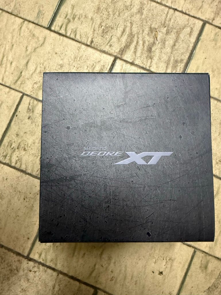 Used Shimano XT RD-M8100 SGS bike — image 2 of 6