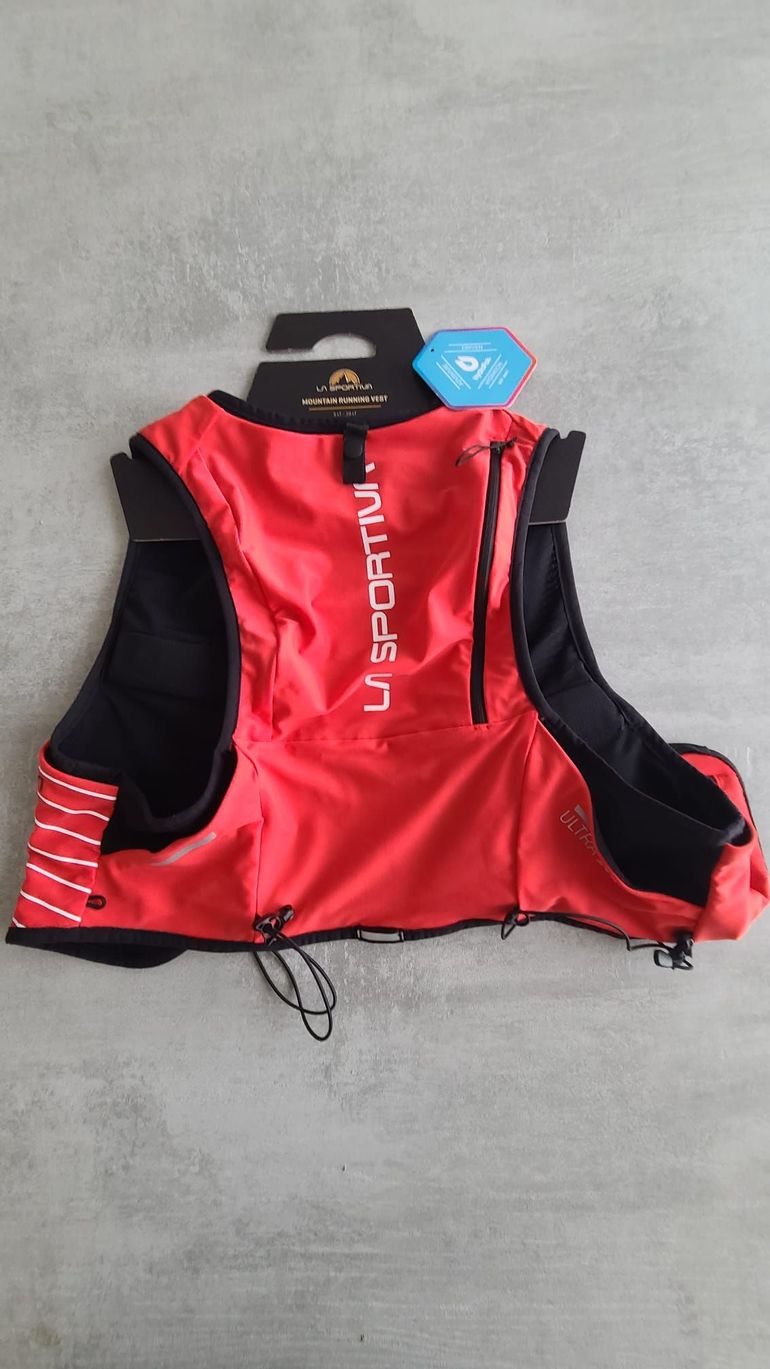 La Sportiva Ultra Trail Vest 10L 2026 bike d'occasion — image 7 sur 8