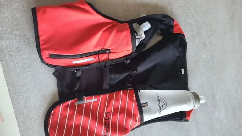 La Sportiva Ultra Trail Vest 10L 2026 bike d'occasion — image 2 sur 8