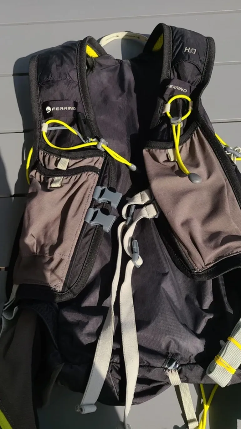 Käytetty Ferrino X-Track 15 l bike — kuva 4 / 6